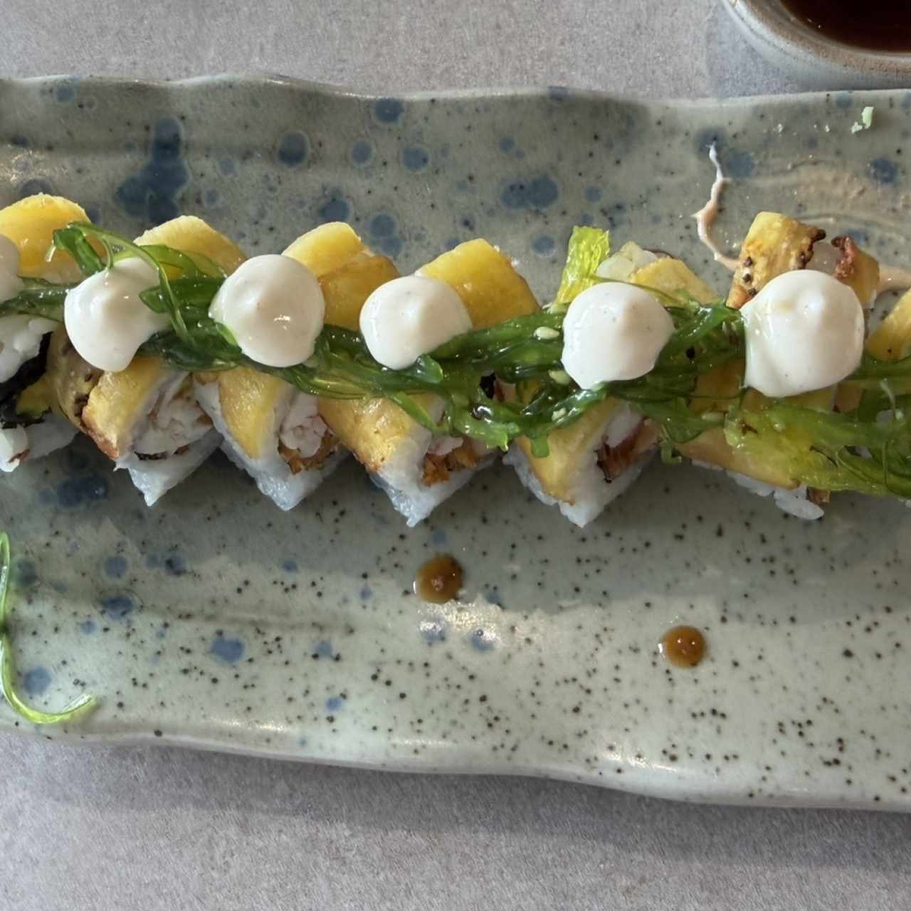 Sushi con platano y salmon