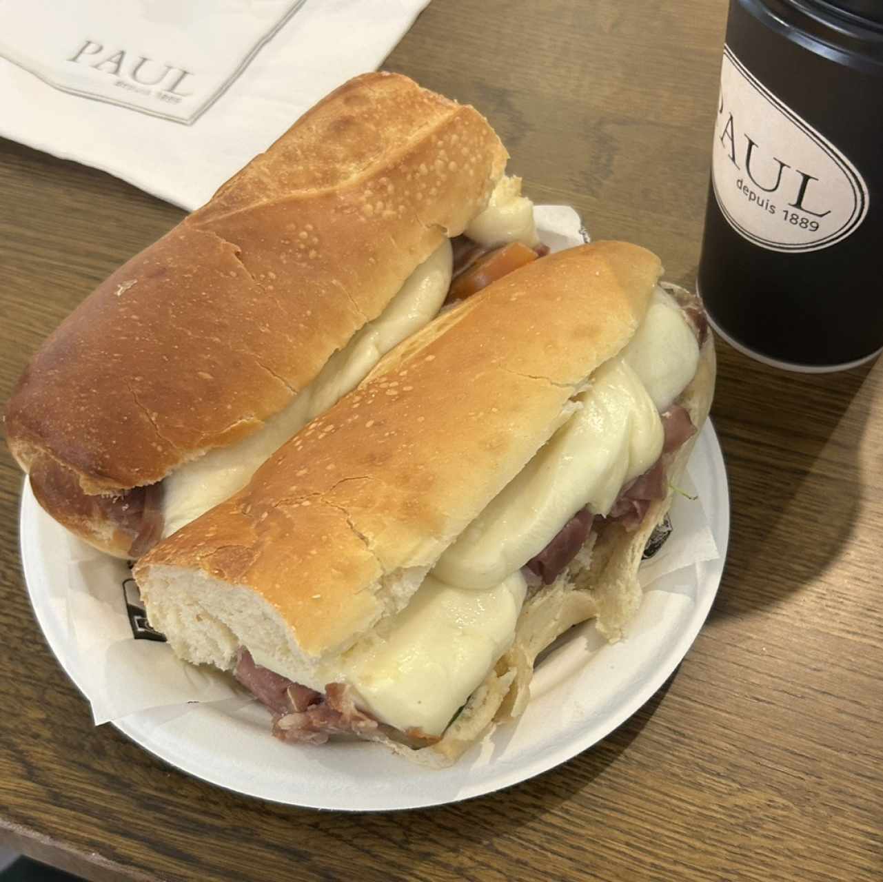 emparedado de prosciutto 