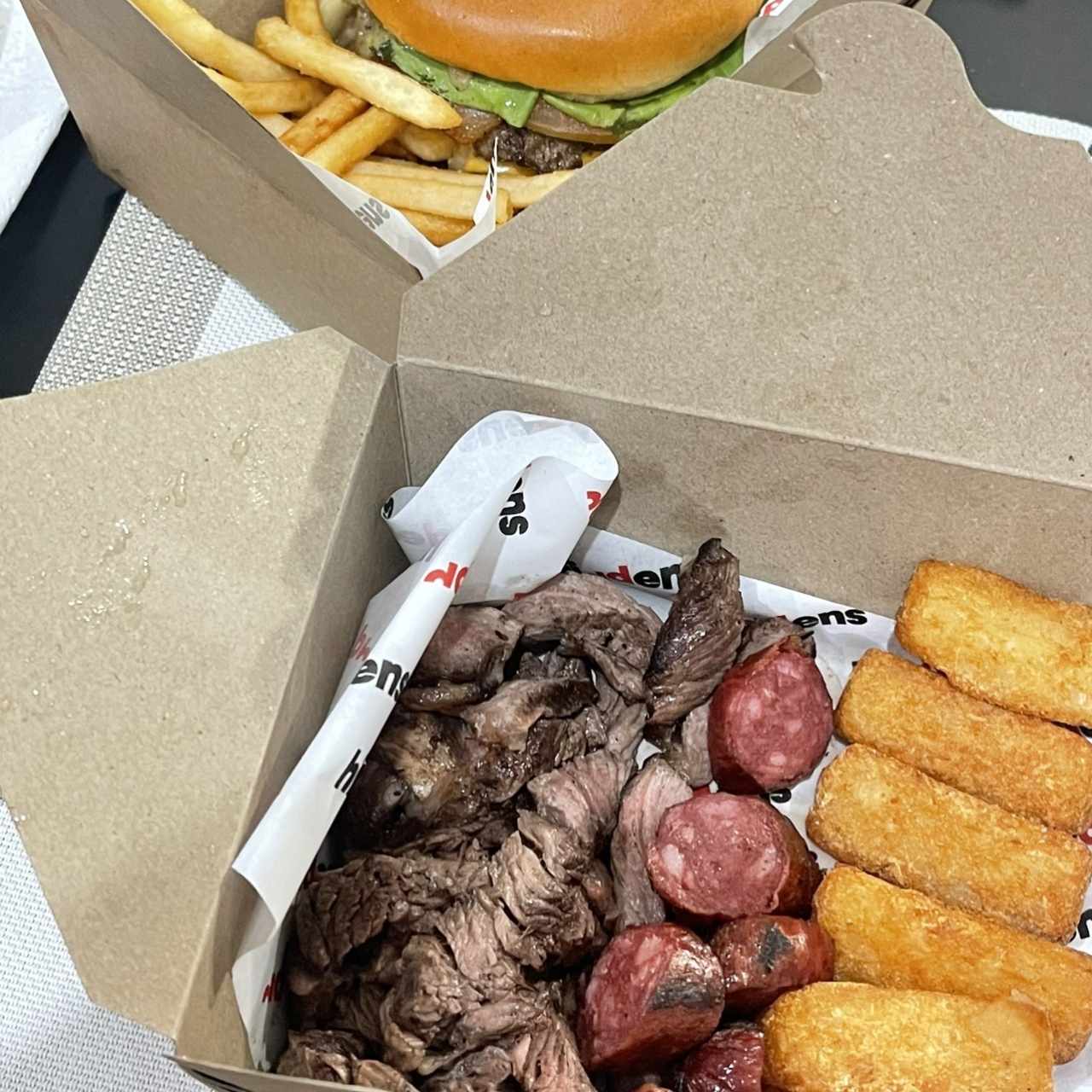 parrillita con yuquitas 