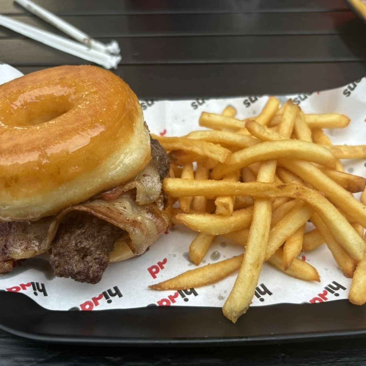 Donut burger