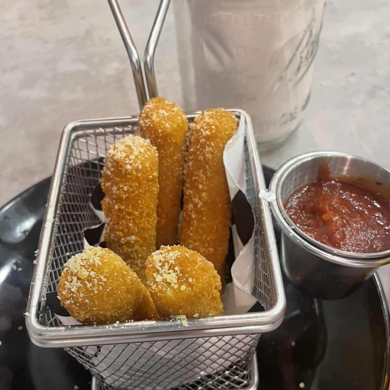 Deditos de Mozzarela 