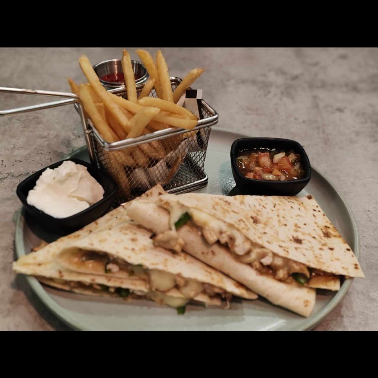 Quesadillas Rellenas de Pollo
