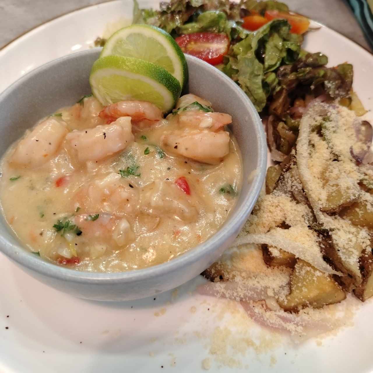 Camarones al ajillo