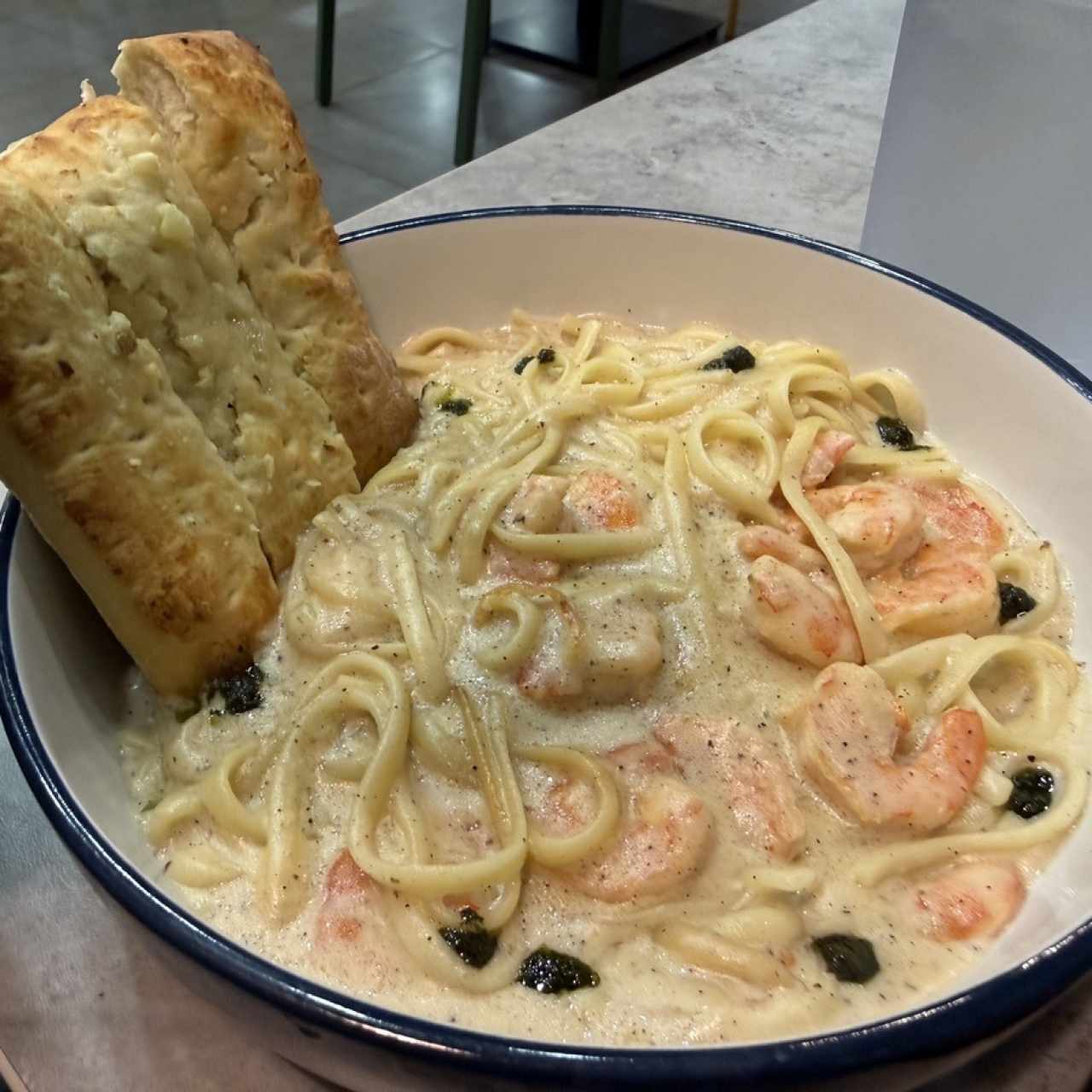 Linguini de Camarones 