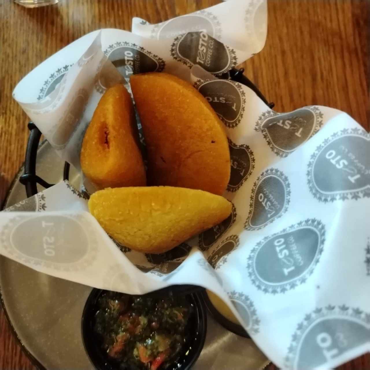 Empanadita Frita de Maíz carne y pollo 