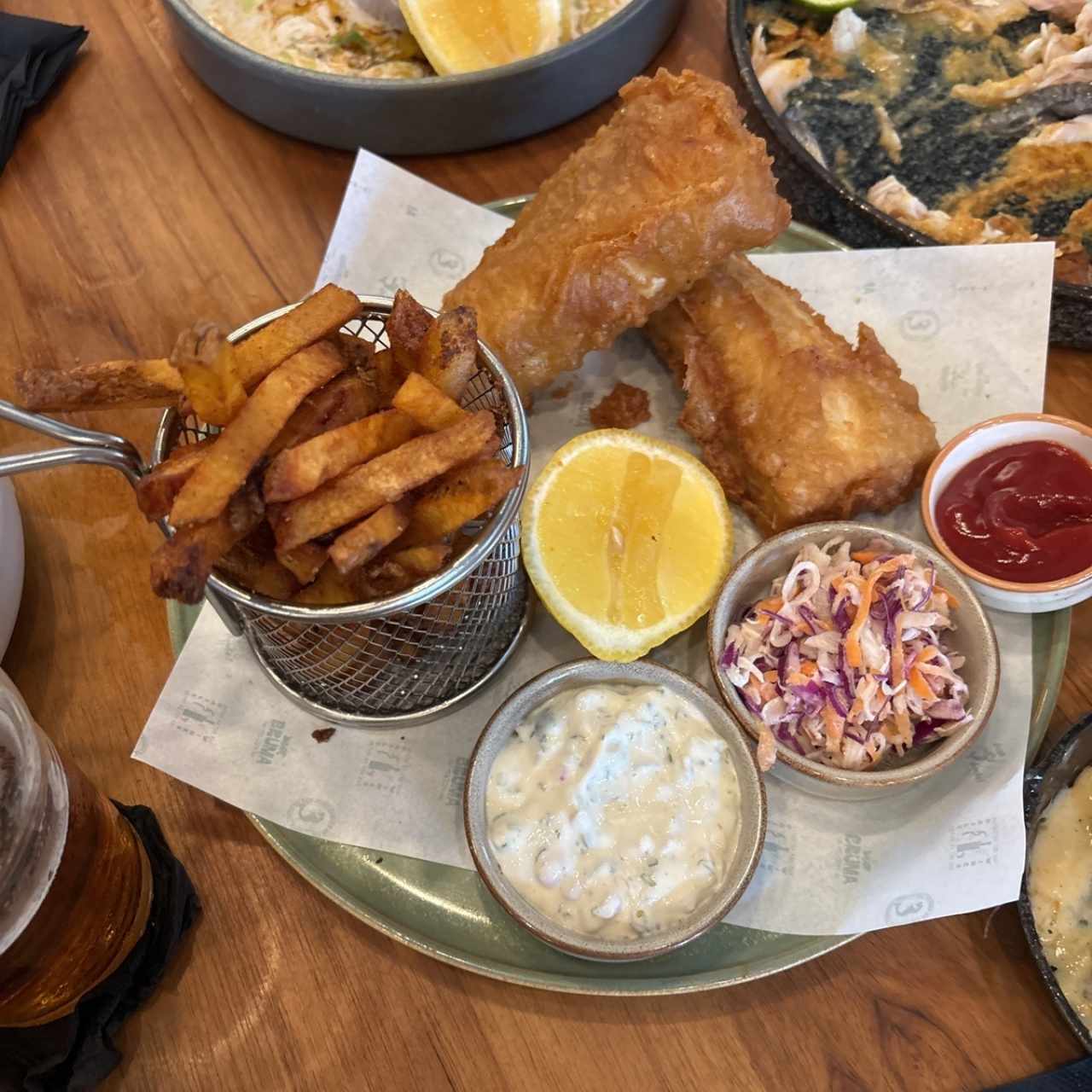 FISH N CHIPS (1 PZ $15 2 PZ $22)