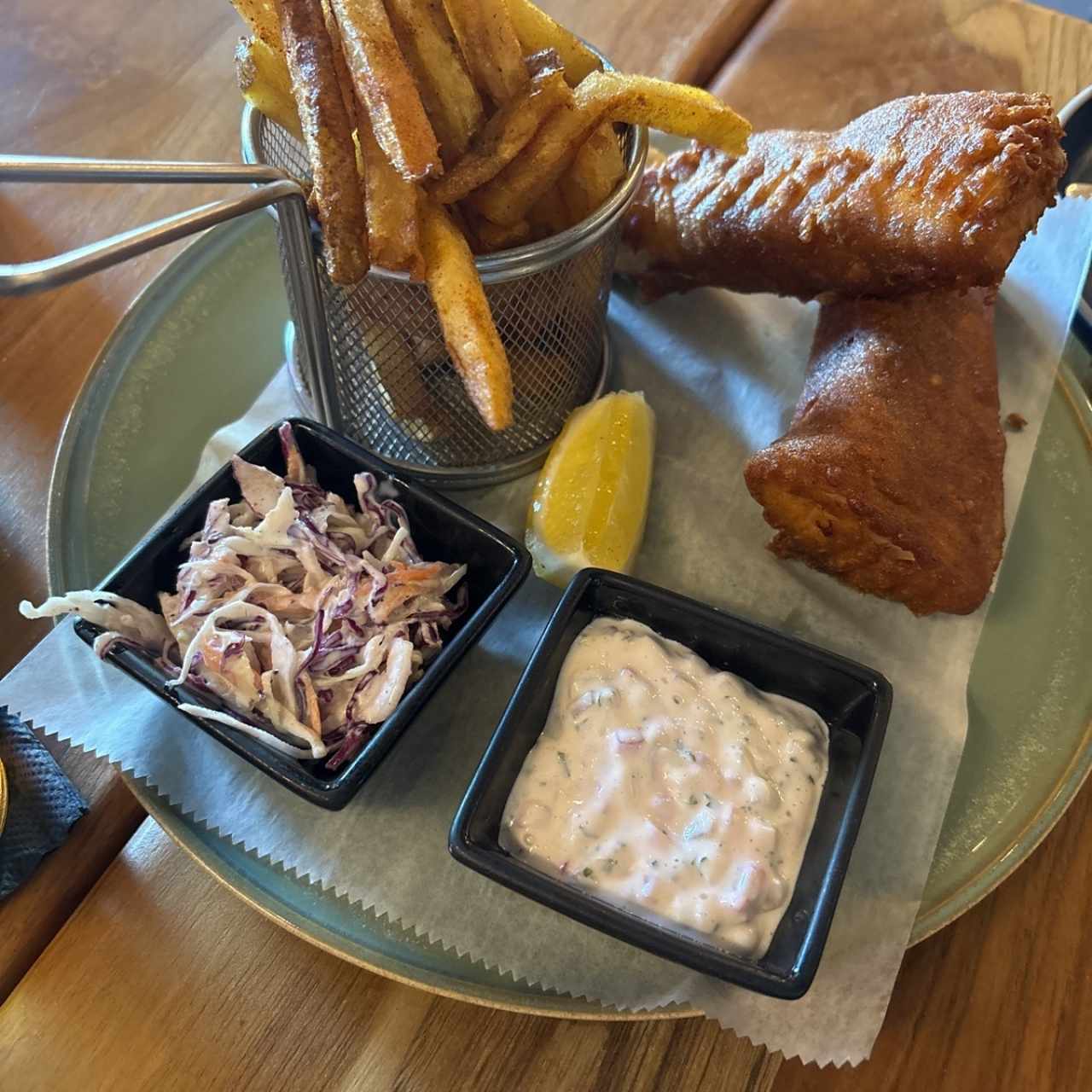 PLATOS PRINCIPALES - FISH N CHIPS