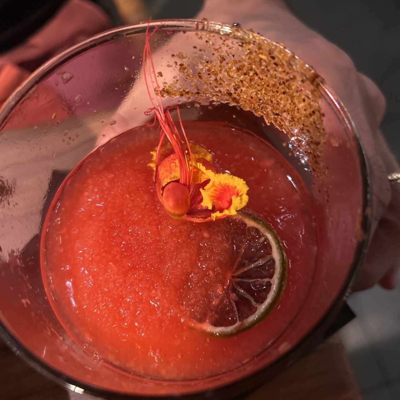 Frozen raspberry margarita