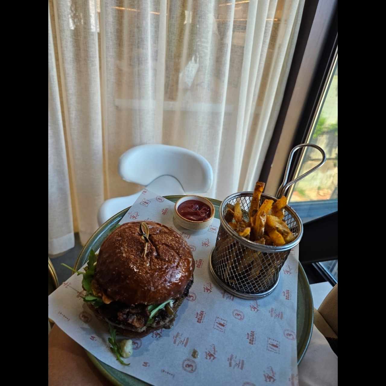 HAMBURGUESA BRUMA DE RES ORGANICO