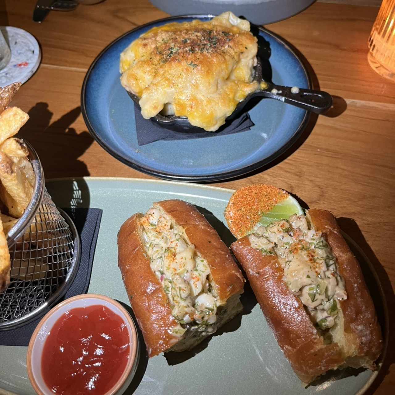 lobster roll estilo maine