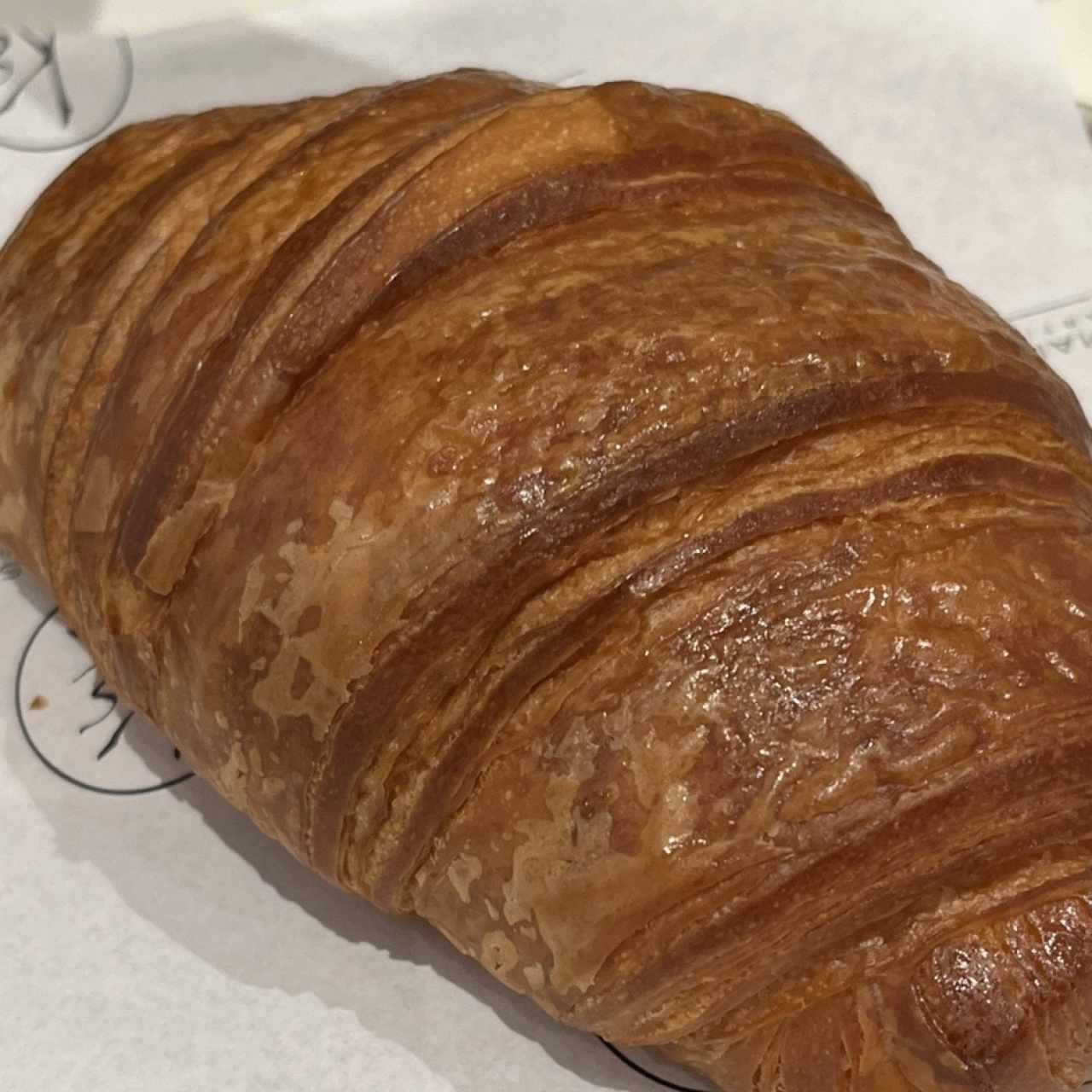 Croissant plain