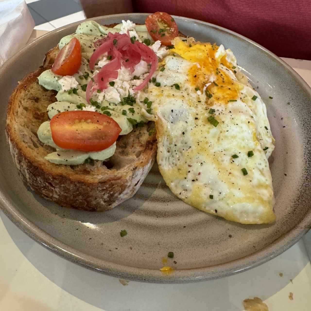 Abocado eggs