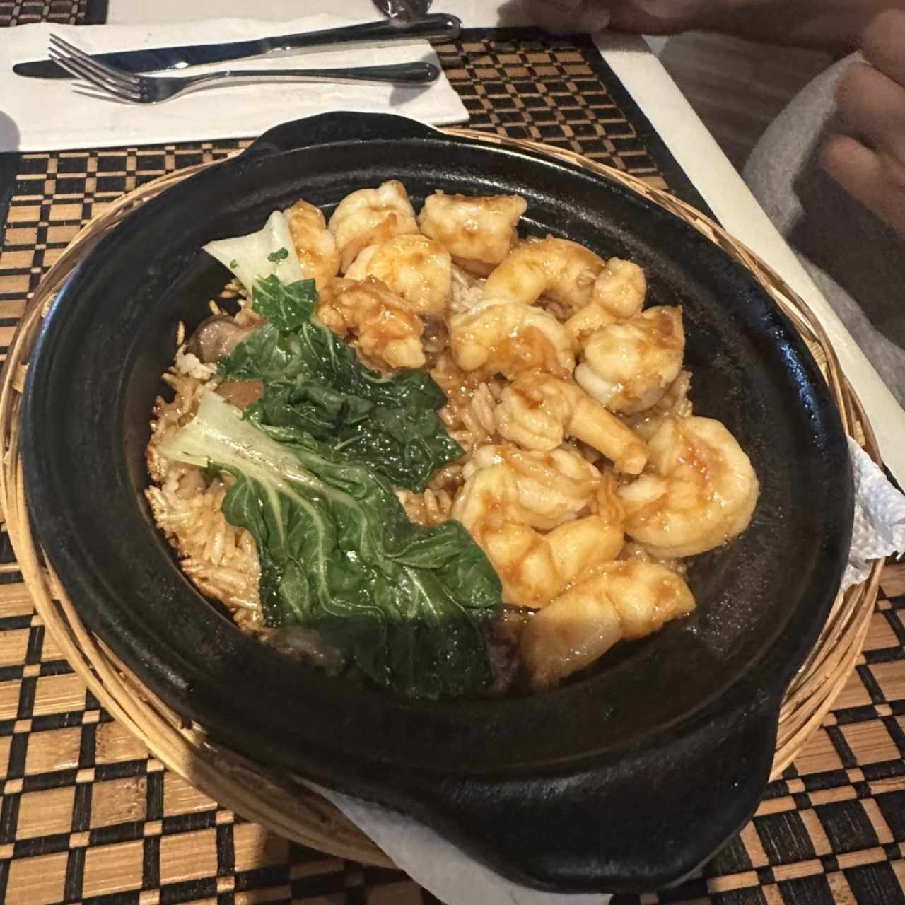 Clay pot de langostinos 