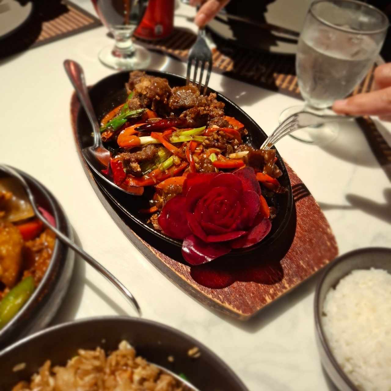 Puerco y Camarones