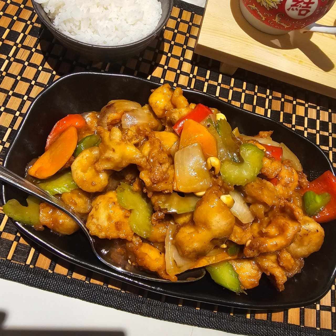 Kung Pao - Pollo y Camarones