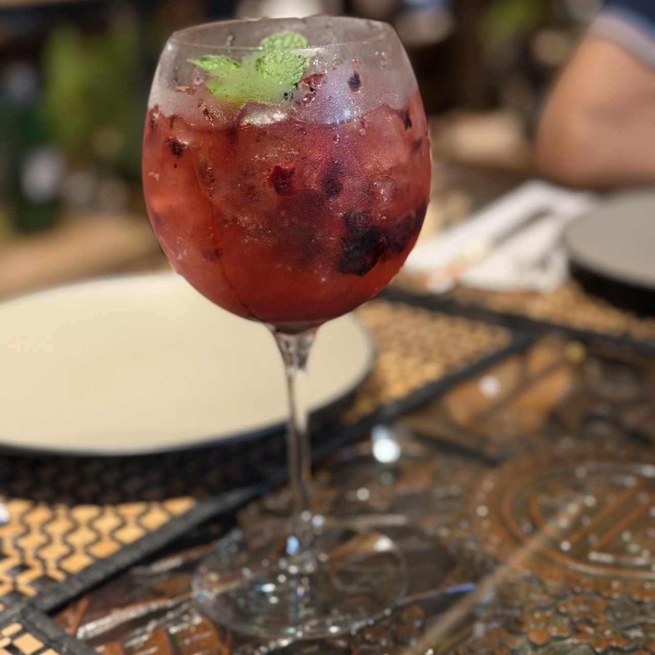 Gin tonic Frutos Rojos