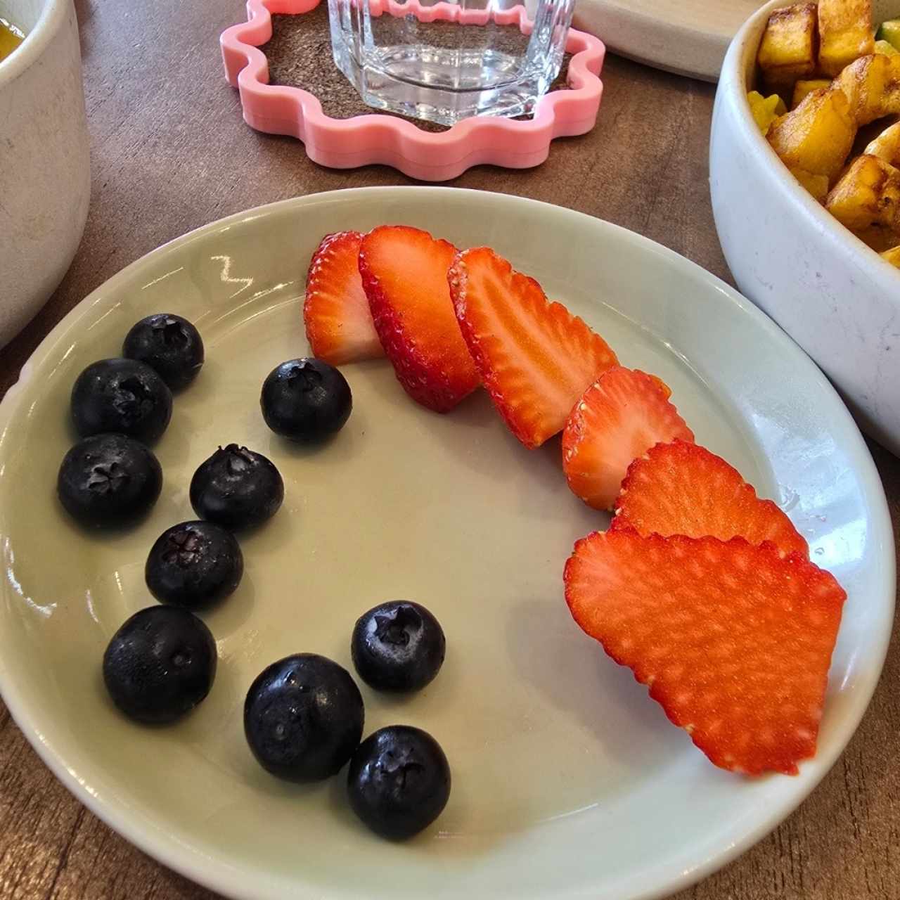 Extra fresas y blueberries