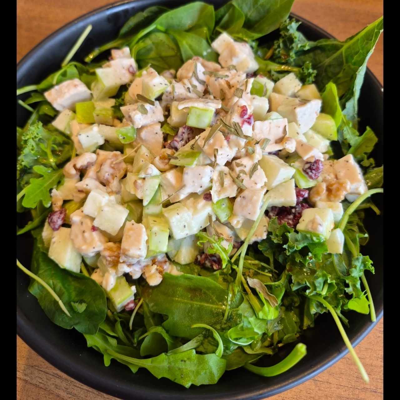 Ensalada Waldorf con Pollo