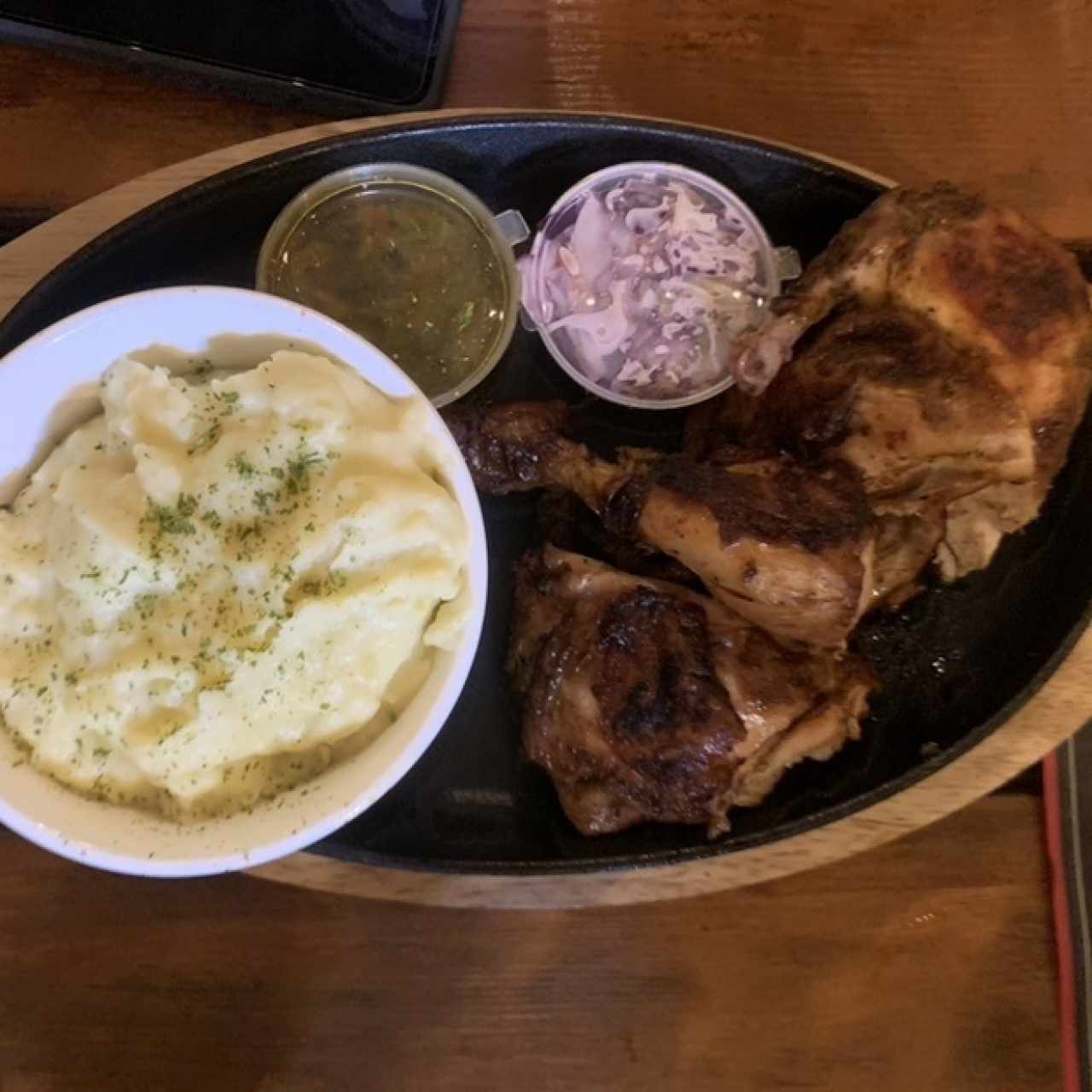 Medio pollo asado y pure
