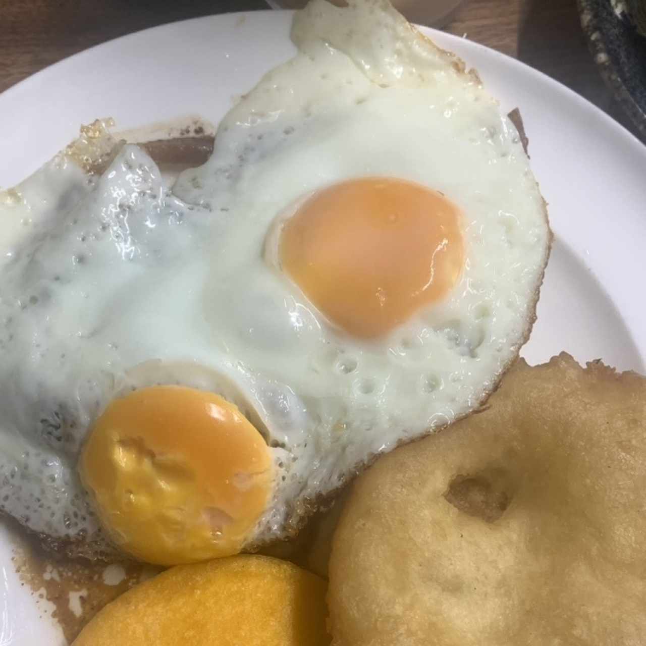 Desayunos - Bistec Encebollado