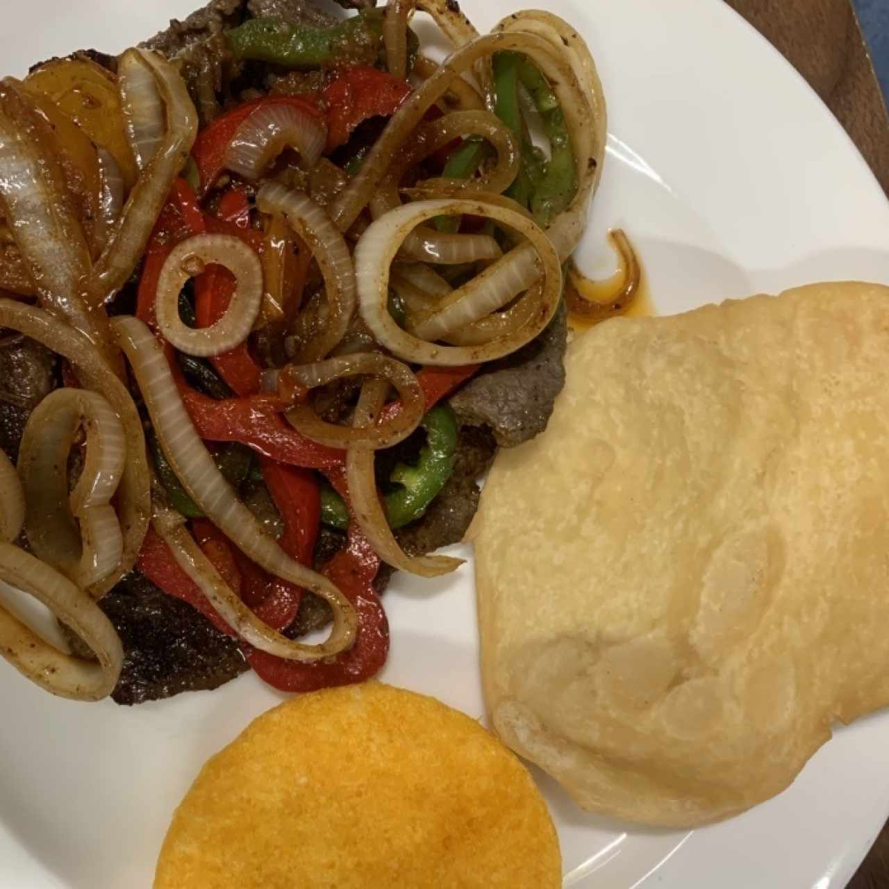 Desayunos - Bistec Encebollado