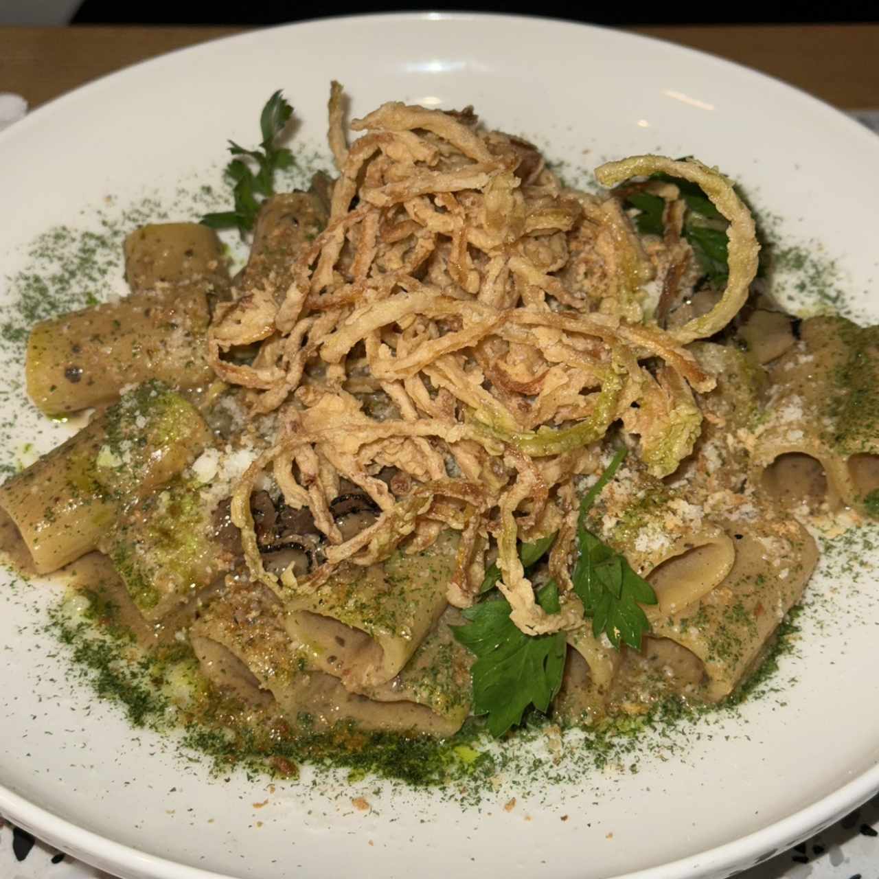 Rigatone cipolla e tartufo