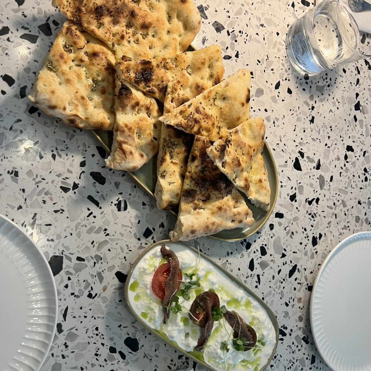 ANTIPASTI - Stracciatella e Alici