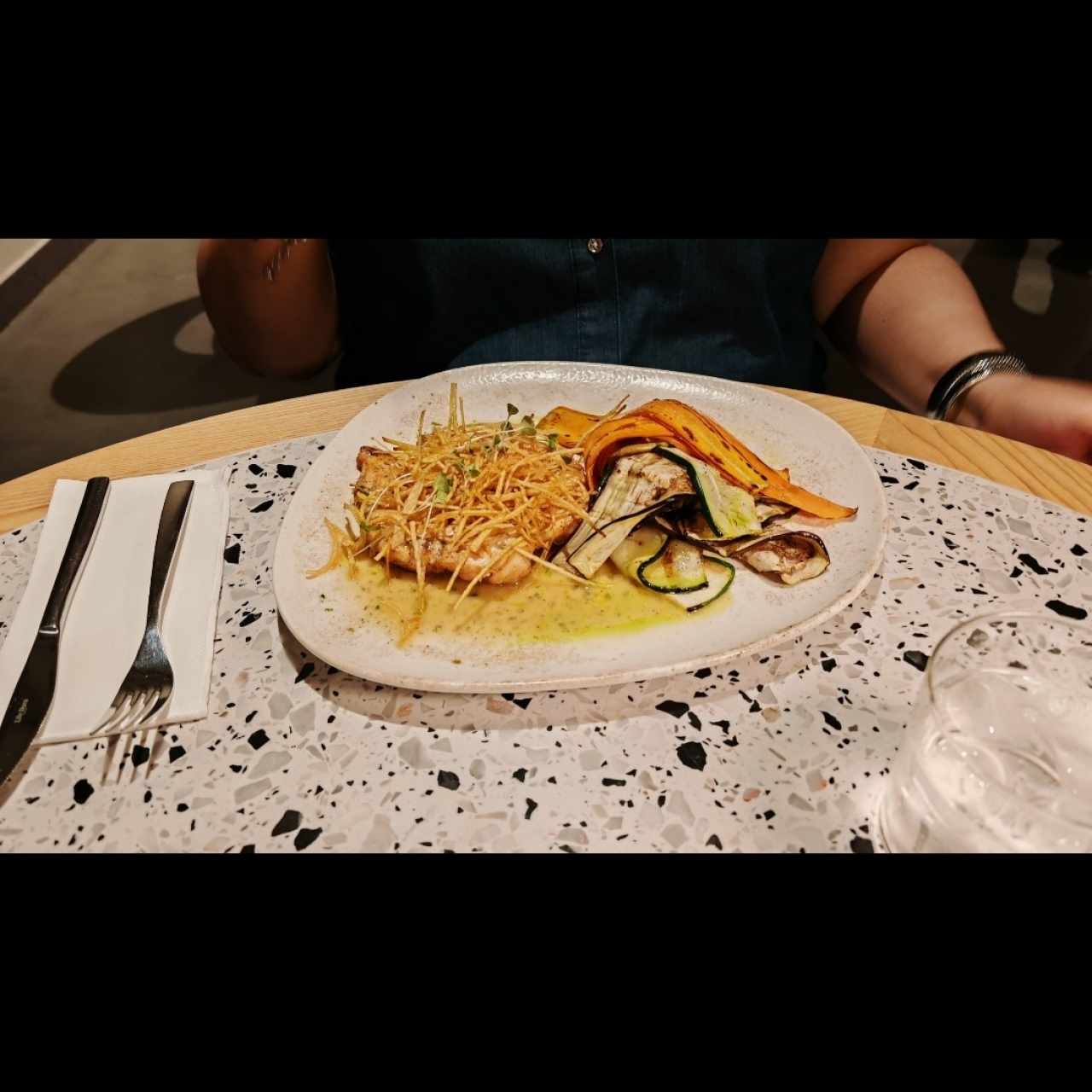 pollo al limon cin vegetales (no esta en el menu)
