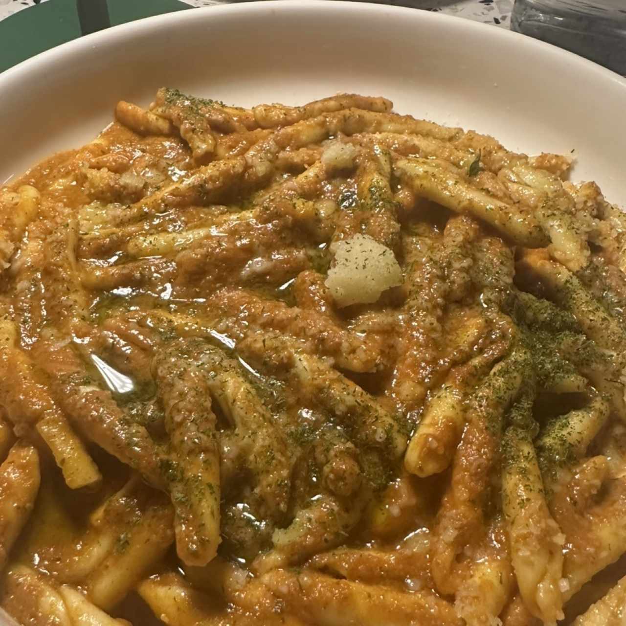 Strozzapreti al pesto siciliano