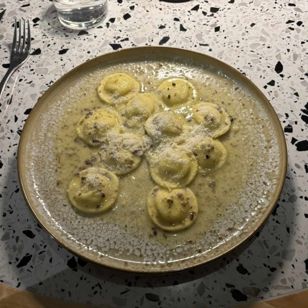 Rigatone cipolla e tartufo