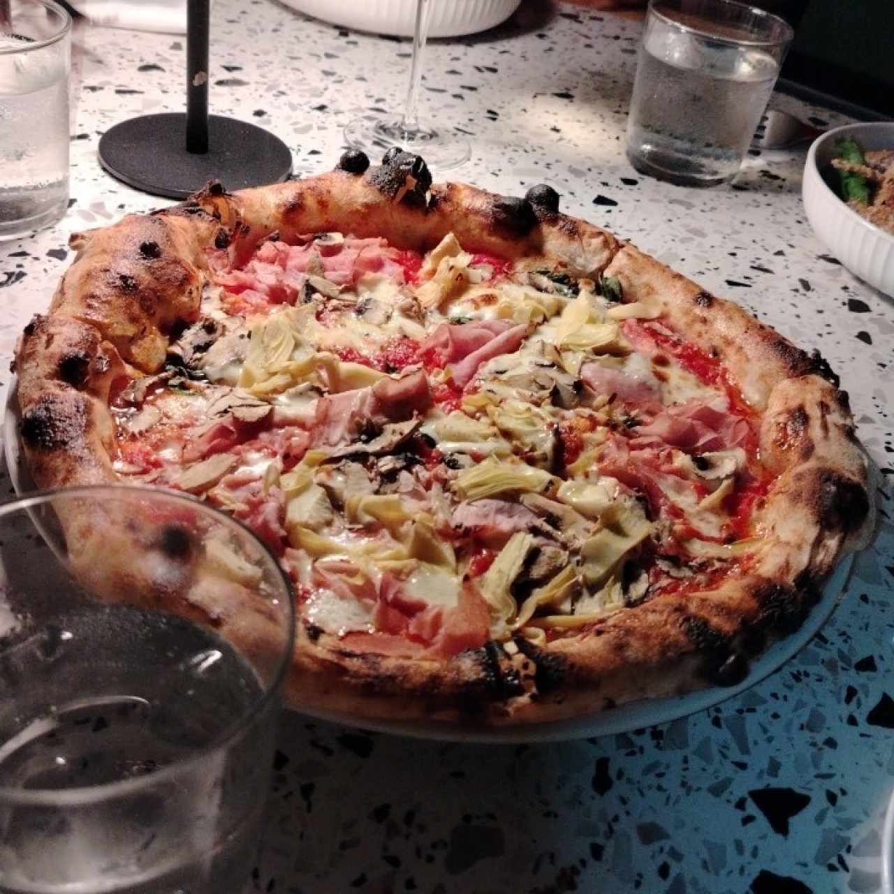 LE PIZZE - Capricciosa