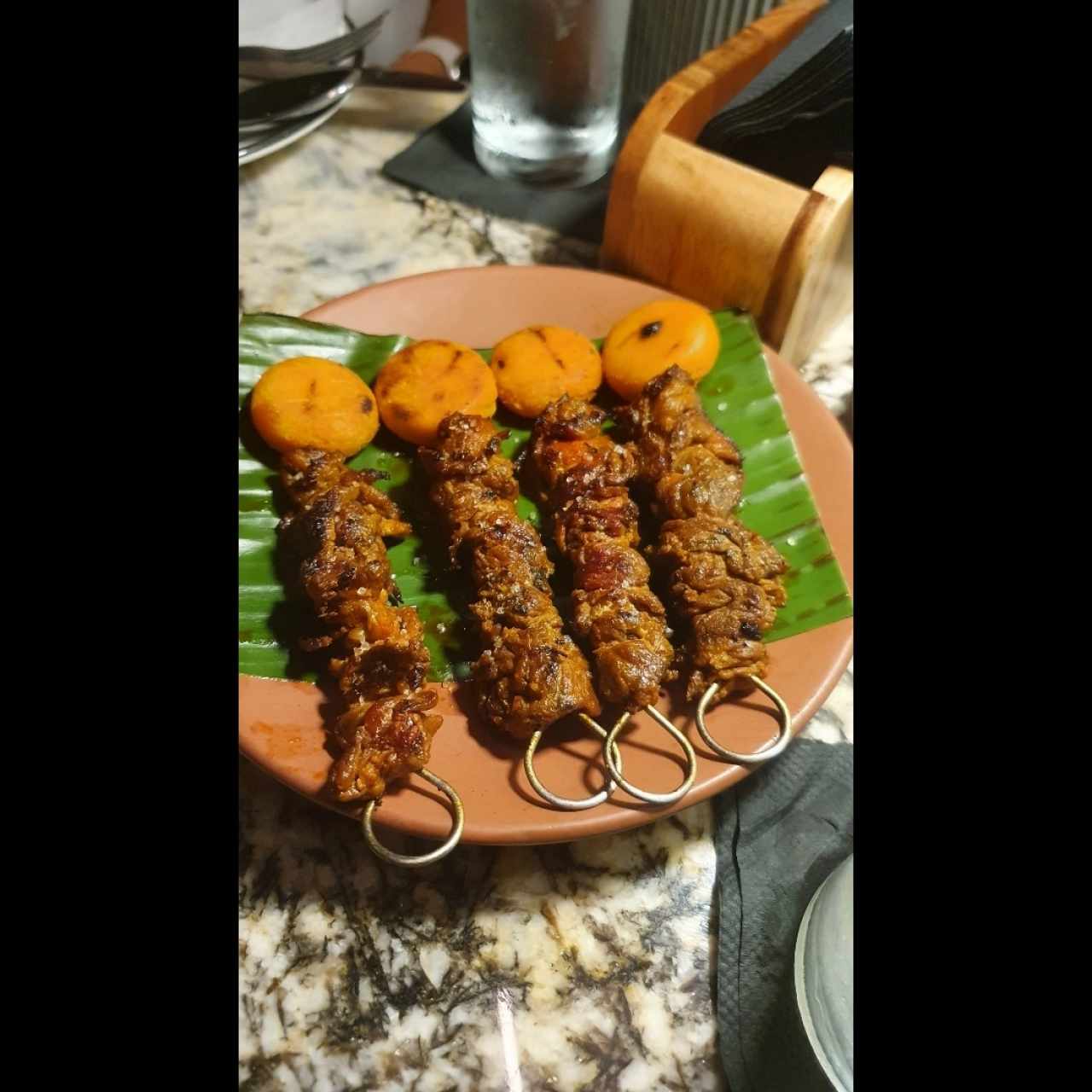Brochetas de res