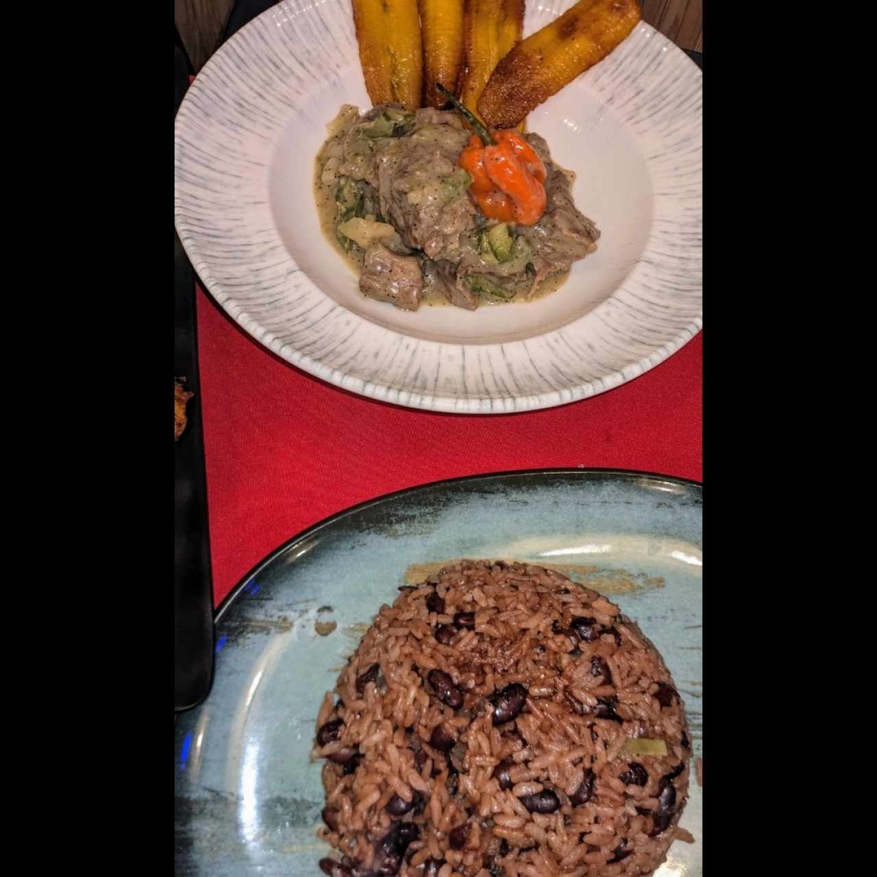 Carne en salsa de coco