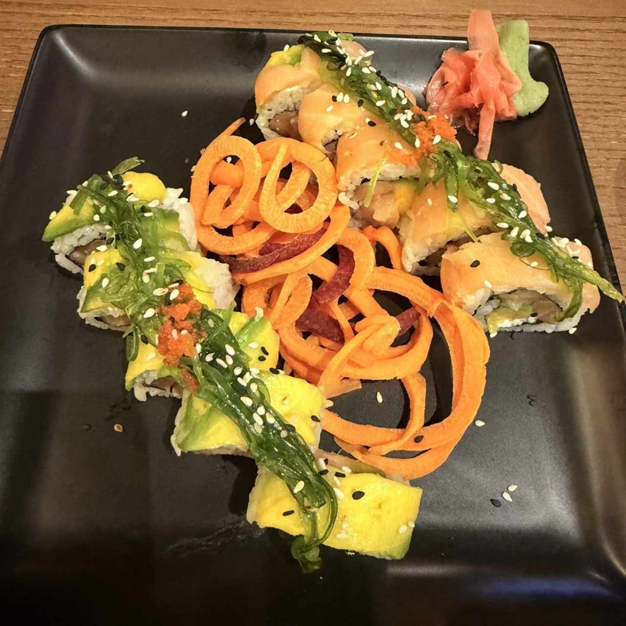 Sushi - NIJI ROLL