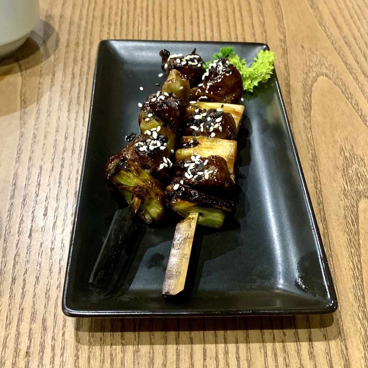 Brochetas de carne