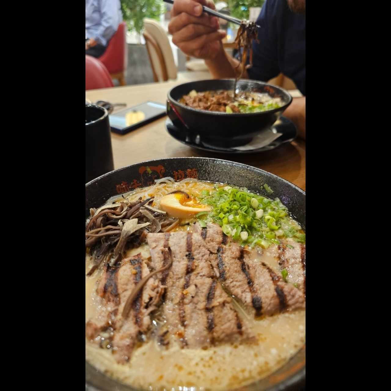 Ramen de carne asada