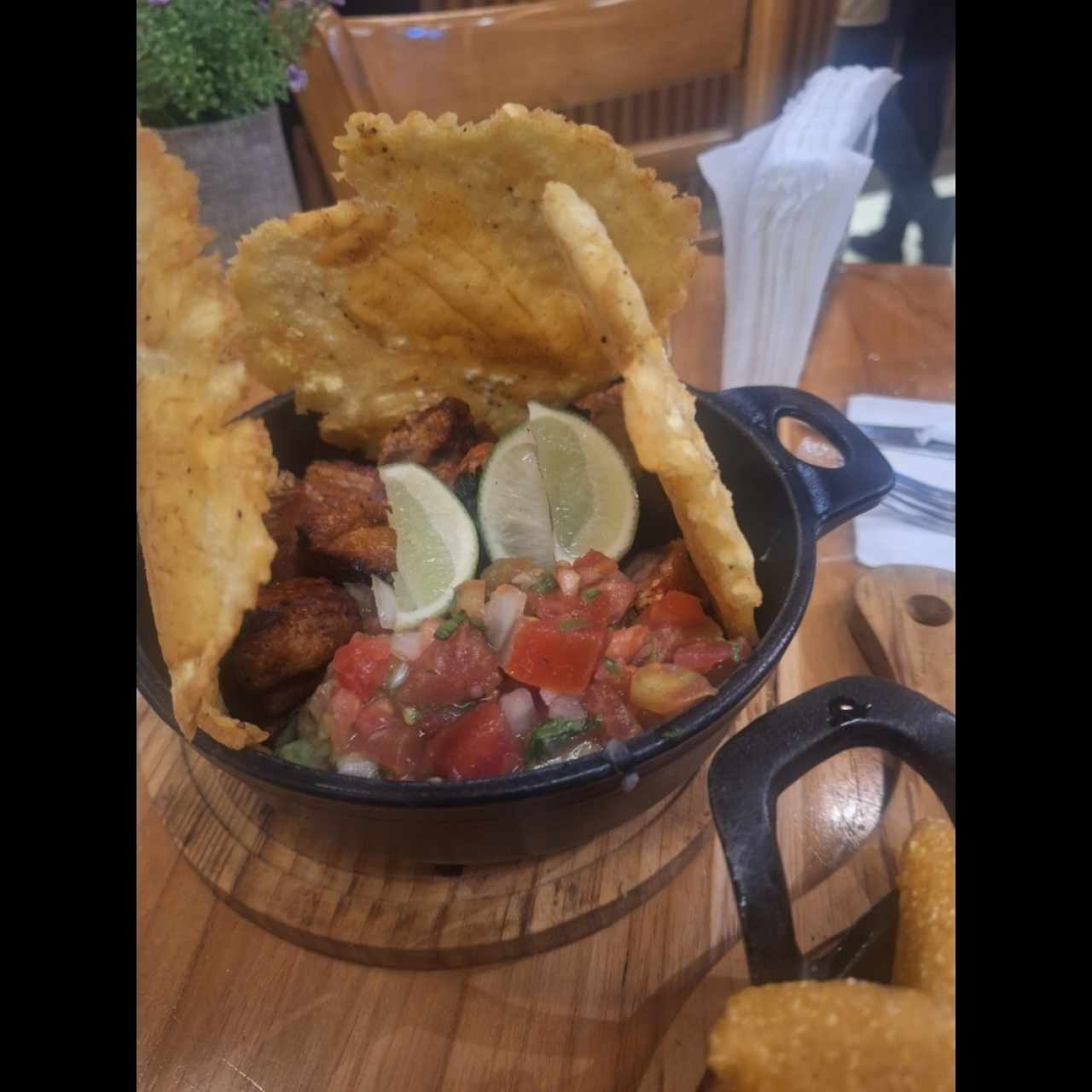 bowl de chicharron
