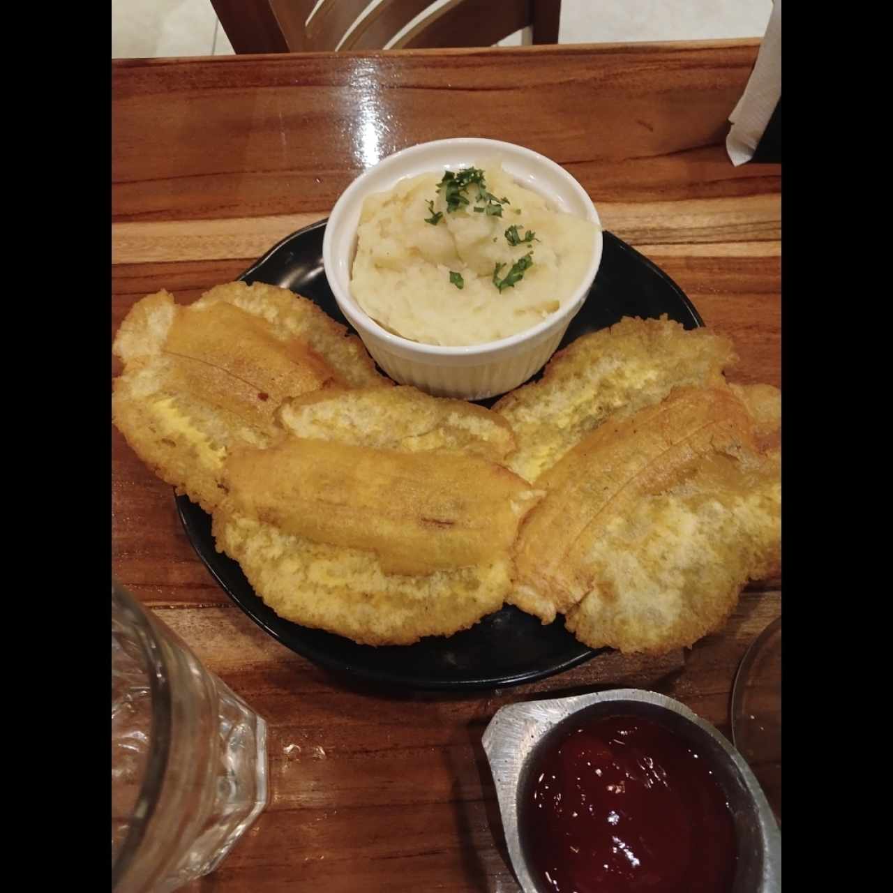 Acompañamientos- Pure de papas y Patacones