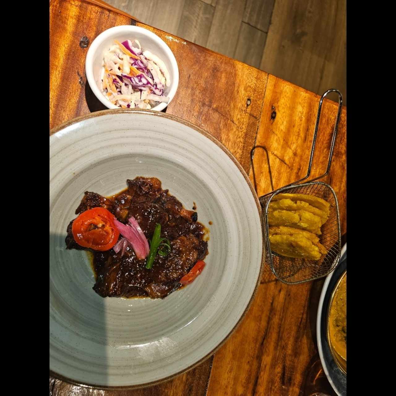Rabo encendido