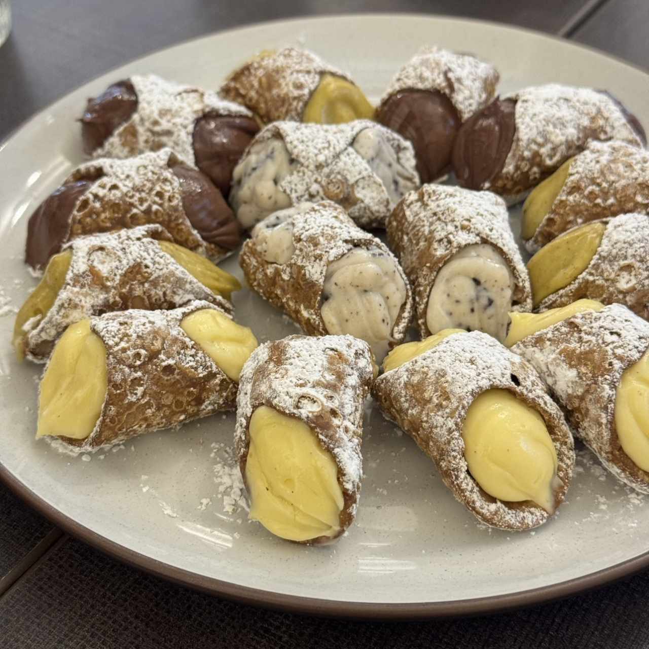 Cannolis 