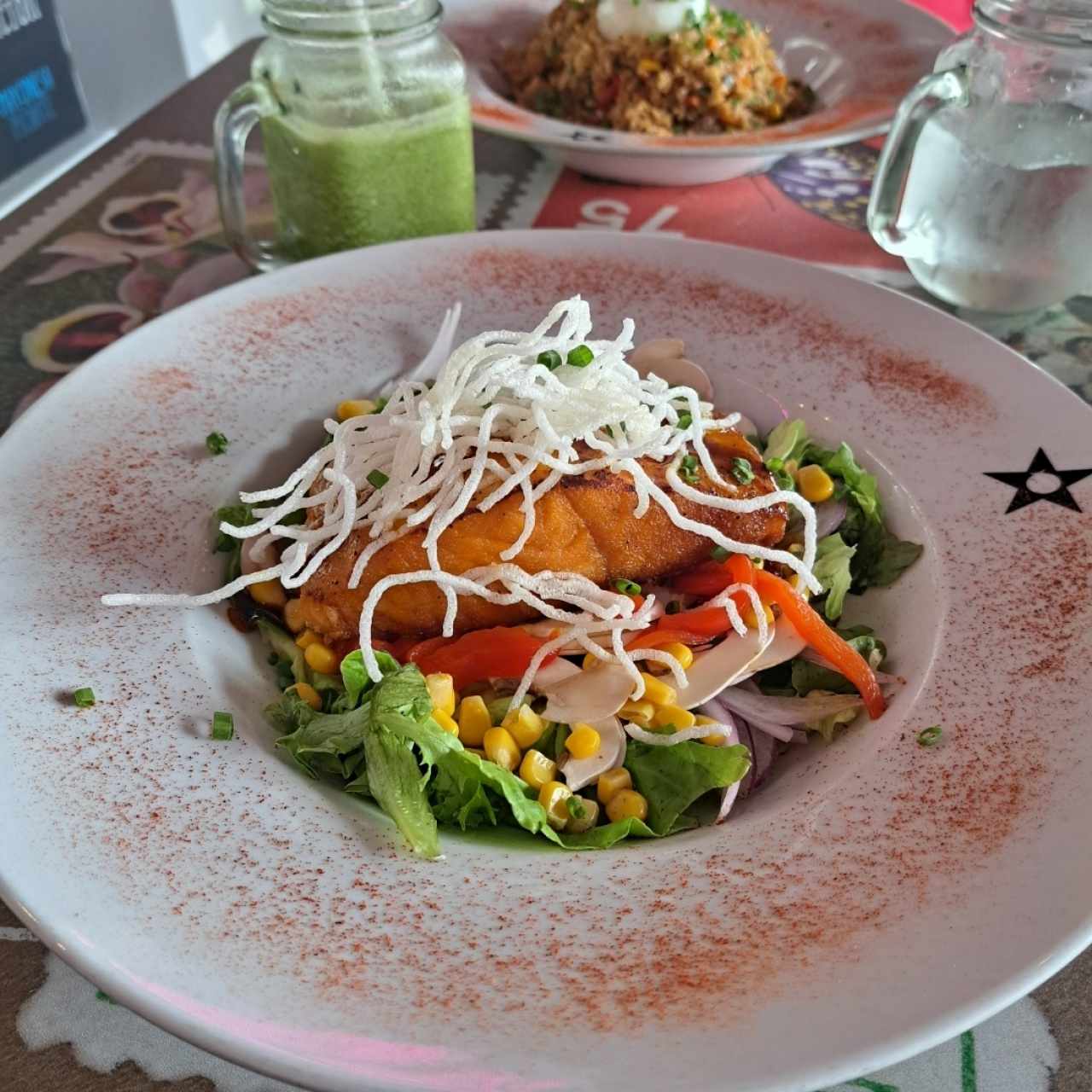 Ensalada DaiDai de Salmón