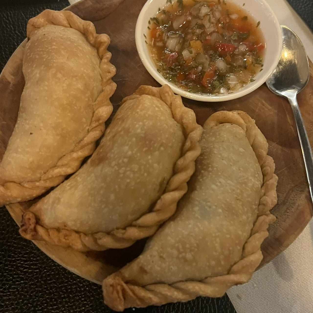 ENTRADAS - DÚO DE EMPANADAS