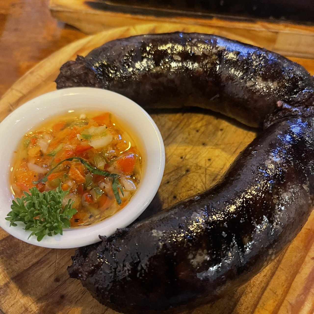 Morcilla con salsa pebre