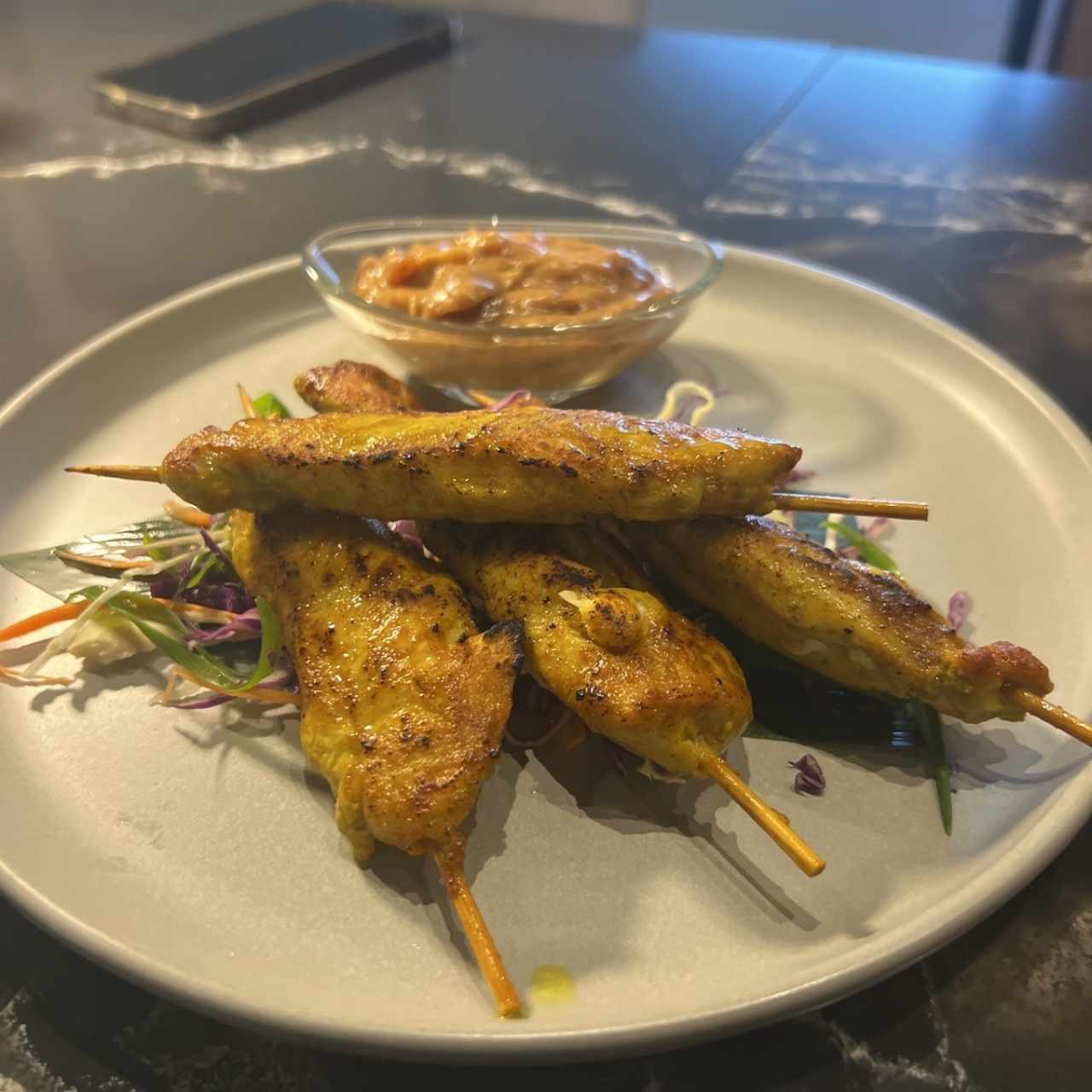 ENTRADAS - CHICKEN SATAY