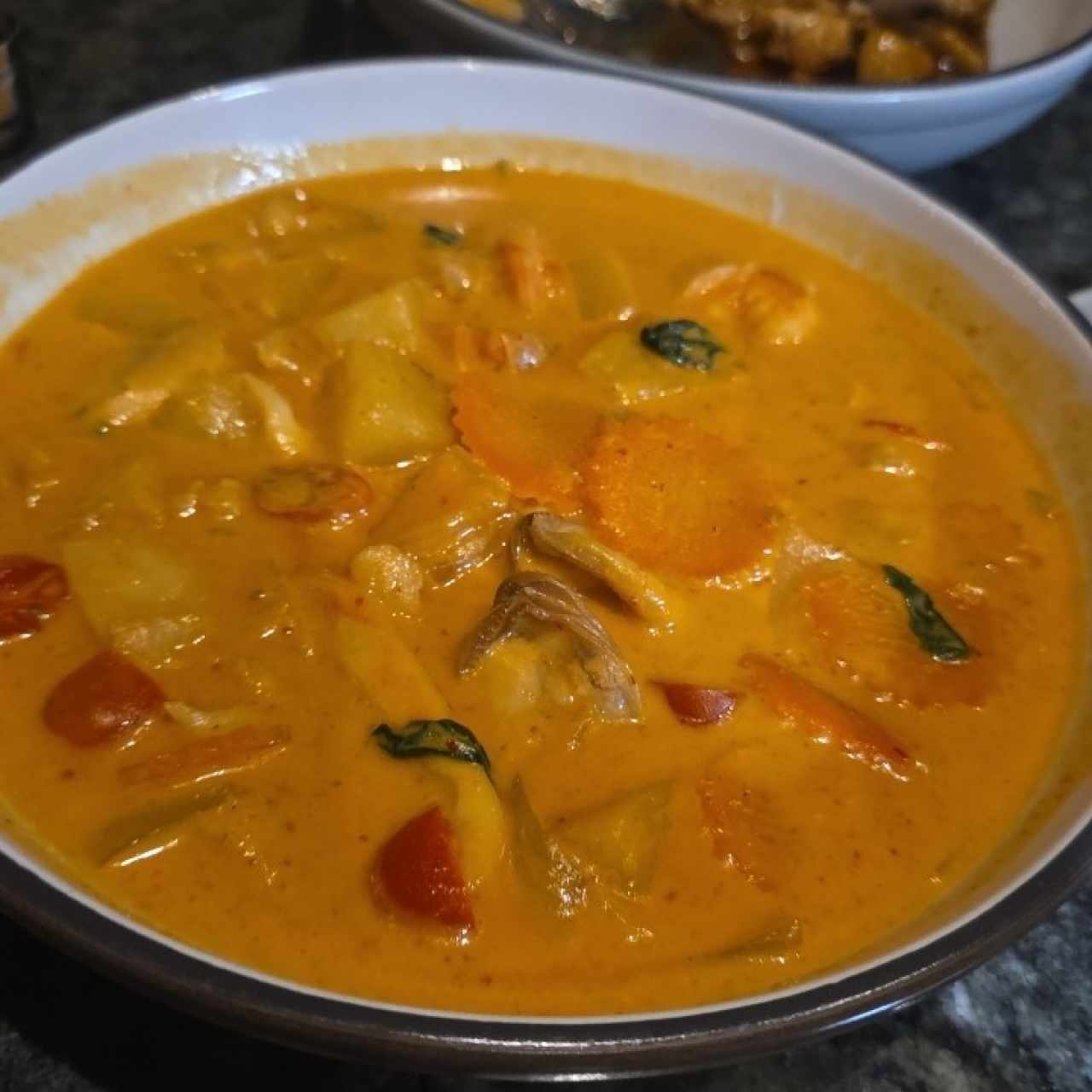 CURRY - PINEAPPLE CURRY