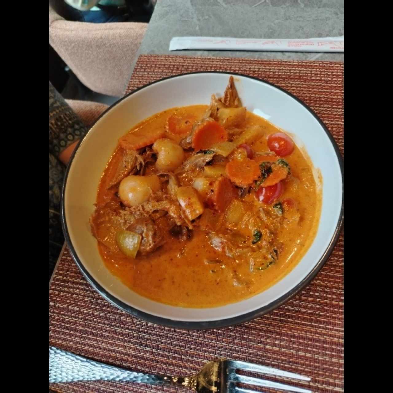 ROASTED DUCK CURRY