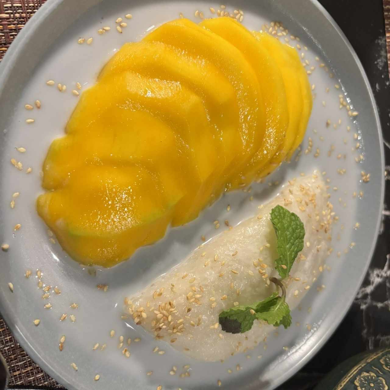 Mango sticky rice