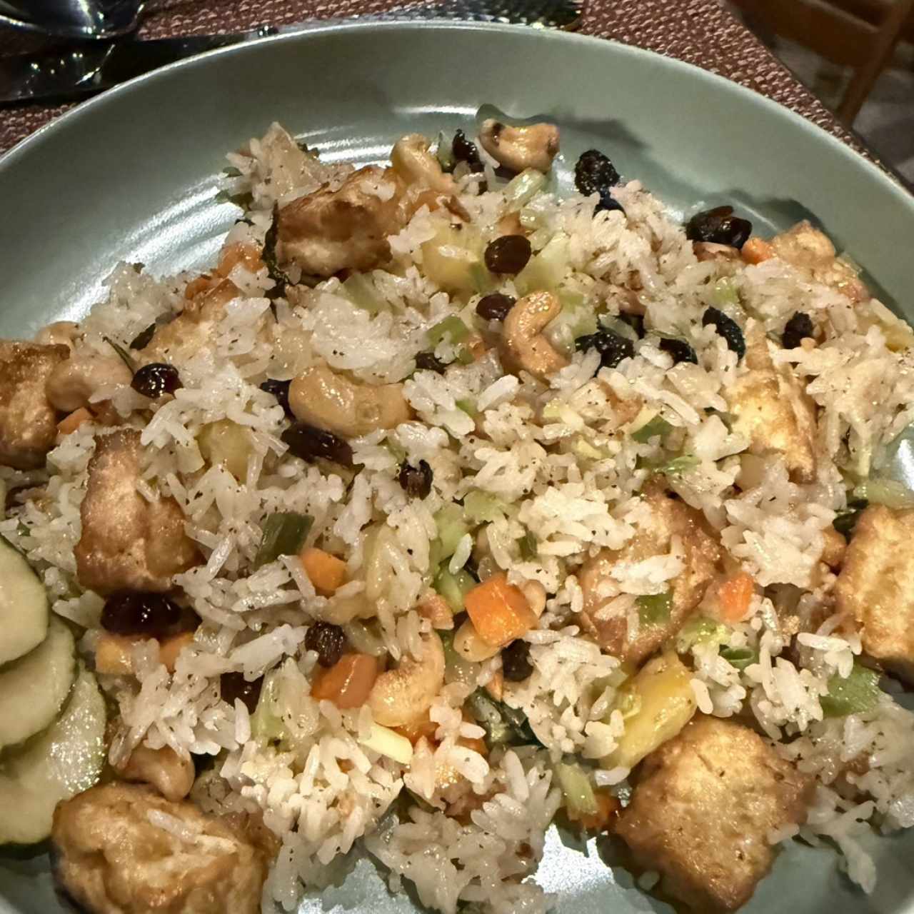 ARROZ FRITO - PINEAPPLE FRIED RICE