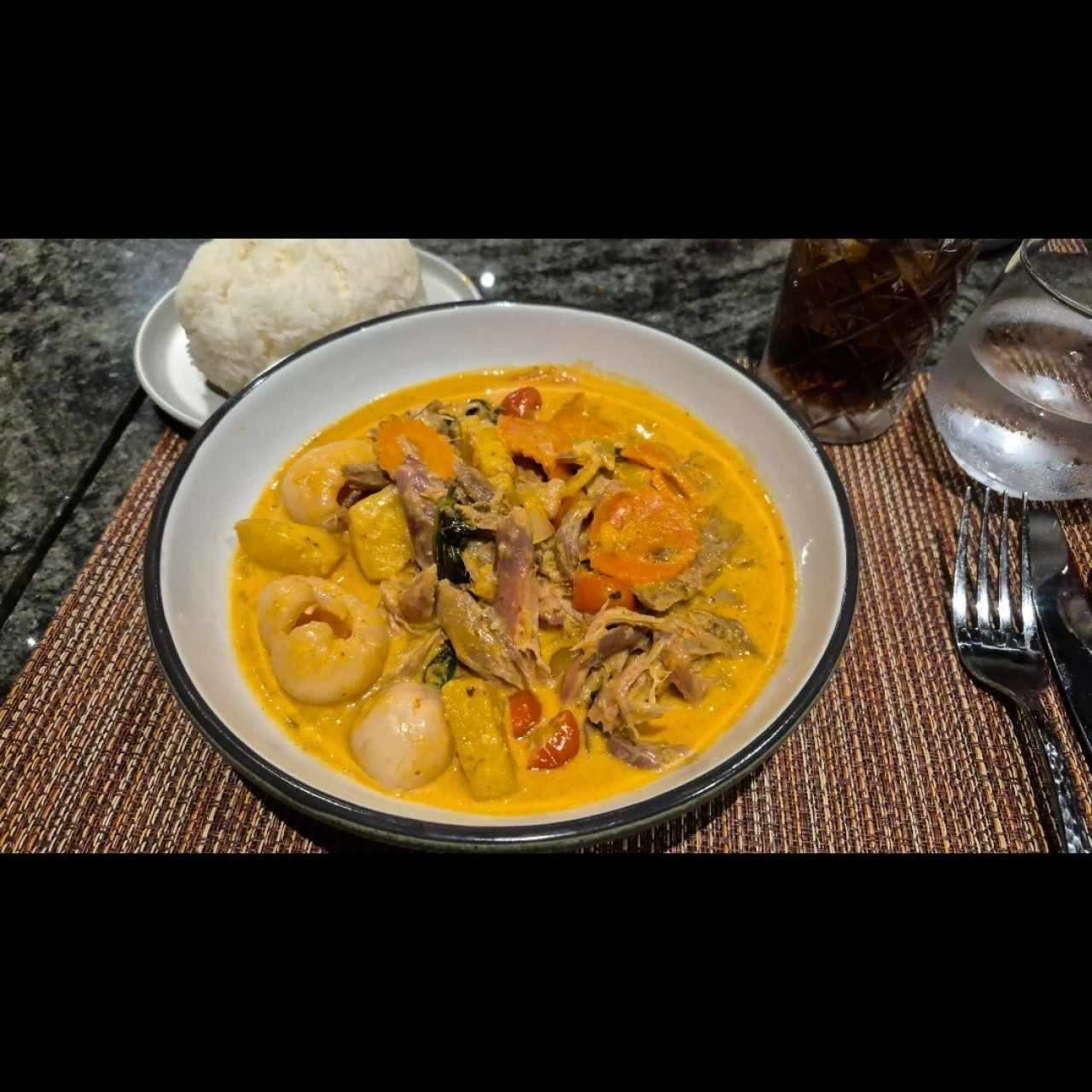 Roast duck curry