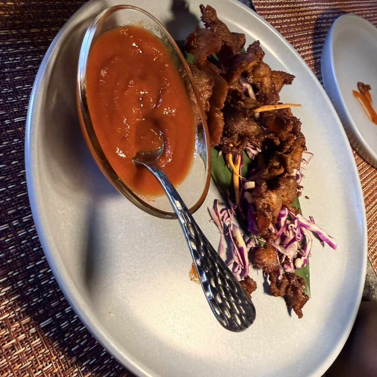 ENTRADAS - THAI CRISPY PORK